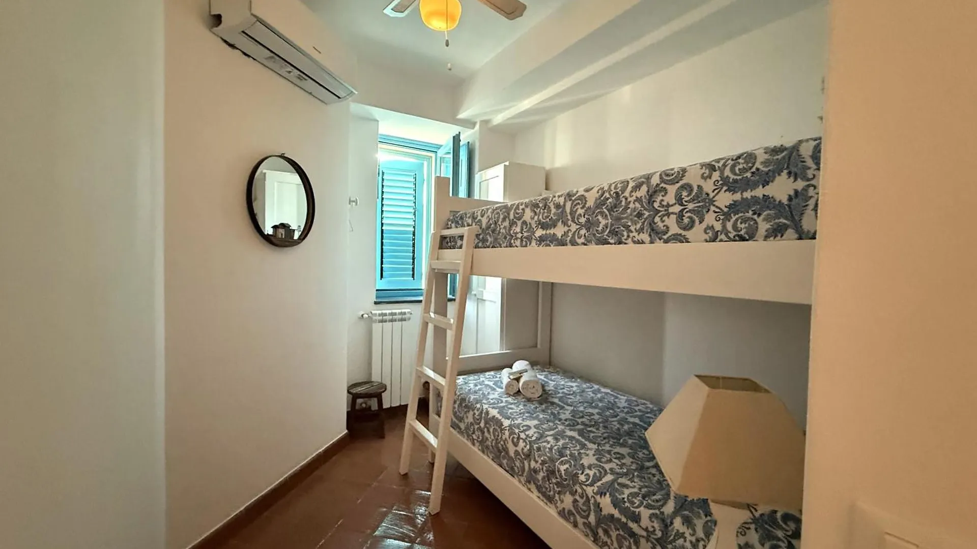 Casa Caraedo Sulla Spiaggia Isola Salina Lingua 0*,  Itália